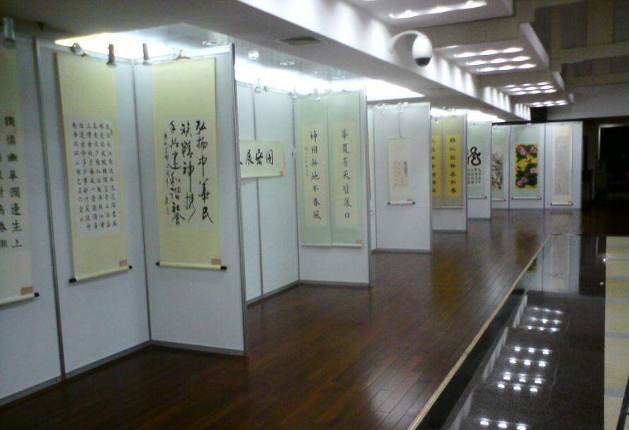 活動(dòng)書(shū)畫(huà)展板